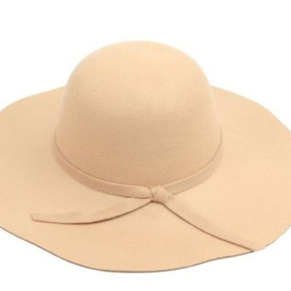 Floppy Hat- Bow Knot- NWT- Dressy Hat - Camel / Tan - NWT - Picture 1 of 9